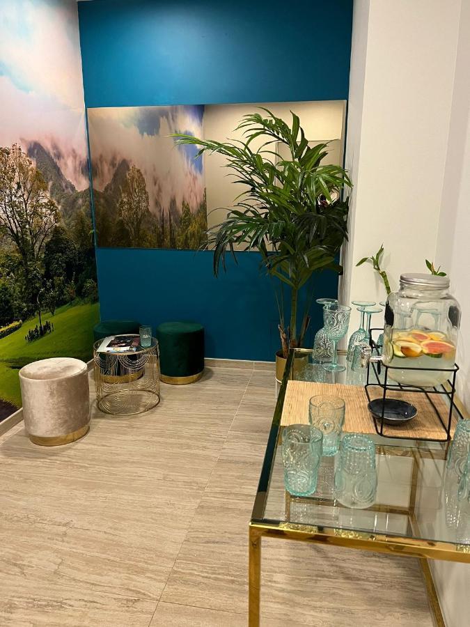 Brand New Studio Near The Beach, غيبرالتار المظهر الخارجي الصورة