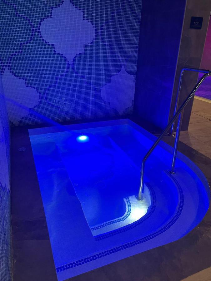 Brand New Studio Near The Beach, غيبرالتار المظهر الخارجي الصورة